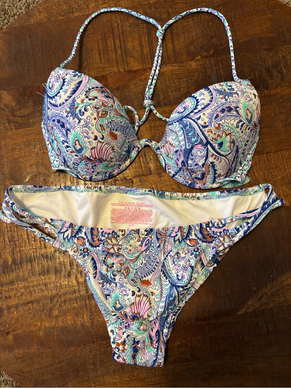Victoria’s Secret bikini